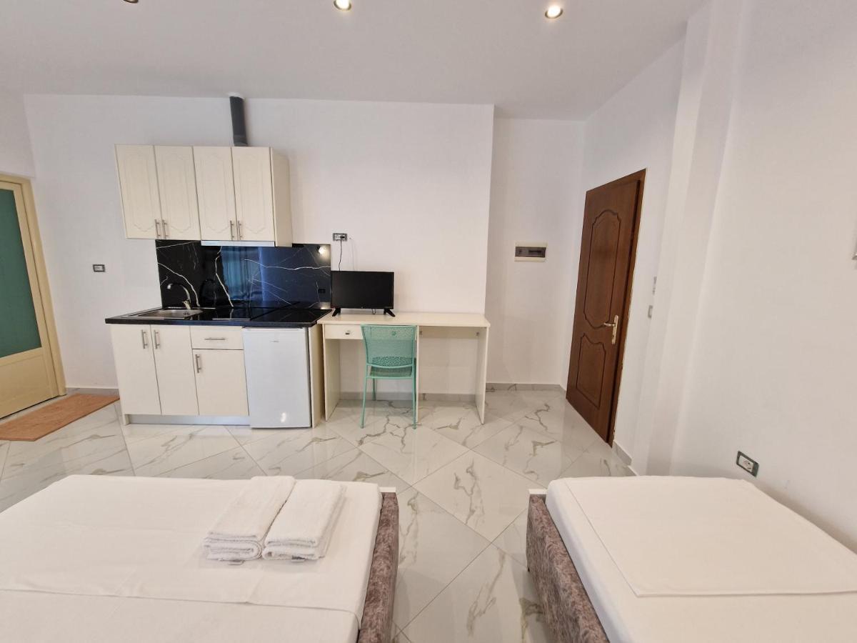 Apartments Fabio Ksamil Exterior photo