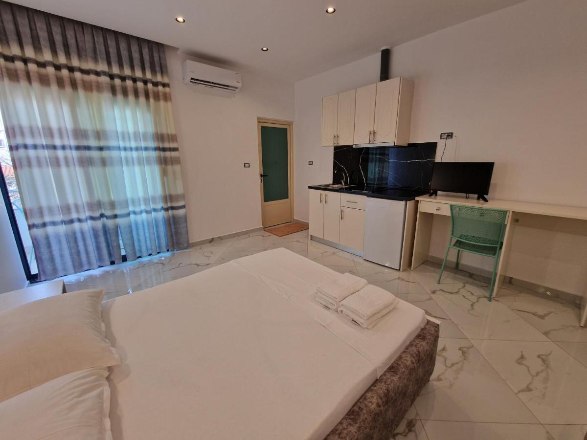 Apartments Fabio Ksamil Exterior photo